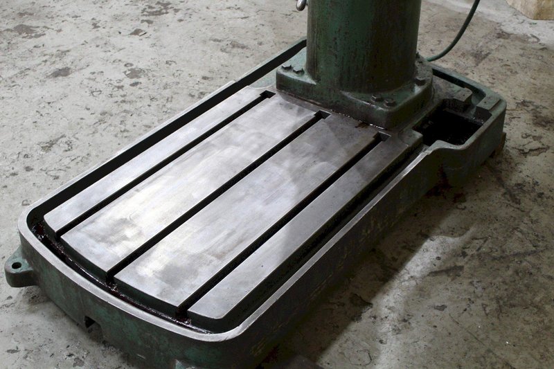 3&#039; X 9&#039; CINCINNATI BICKFORD RADIAL DRILL; STOCK #72420