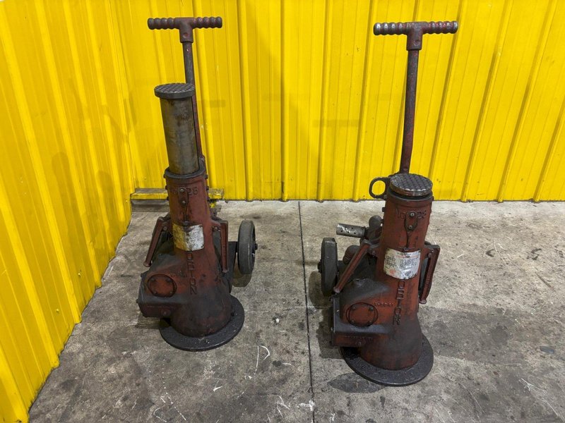 (2) 50 TON DUFF NORTON MODEL #528-AMJ AIR MOTOR JACKS, 17” LIFT: YOBRO #24196