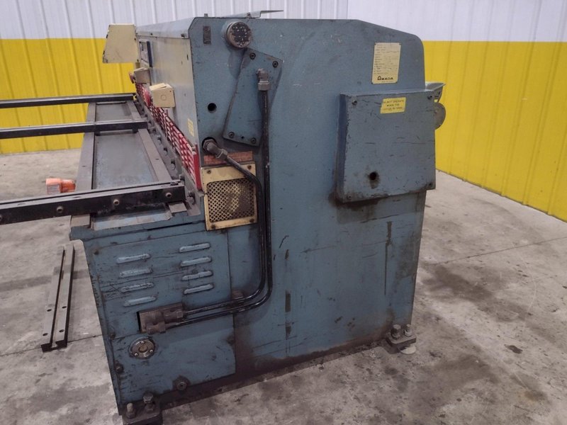 8&#039; X 11 GAUGE AMADA MODEL #S-2532 HYDRAULIC POWER SHEAR WITH BACK GAUGE: STOCK #23421