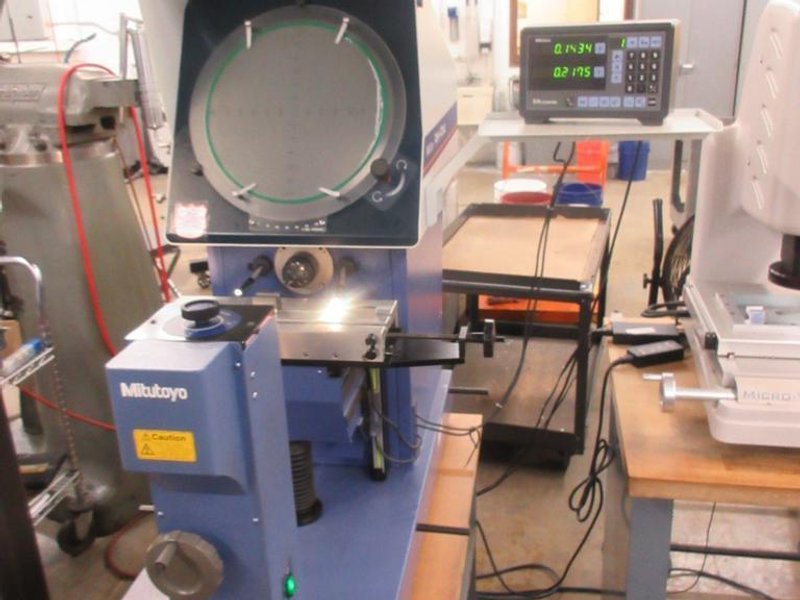 Mitutoyo Model PH-A14 Optical Comparator with KA-12 Counter DRO- Auction Item
