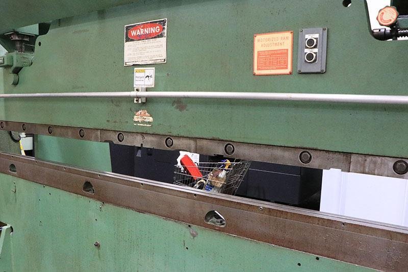 90 Ton x 10 FT. CHICAGO DREIS &amp; KRUMP MECH. PRESS BRAKE MODEL 810-L