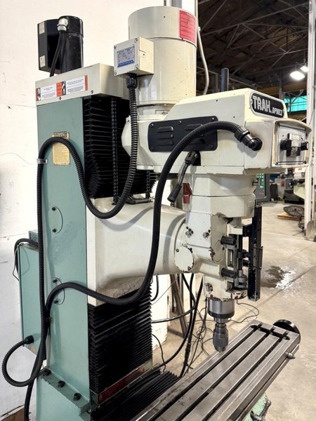 SWI TRAK CNC Vertical Mill DPME2, 3-Axis, Bed Type, Edge 3 Control, 2004