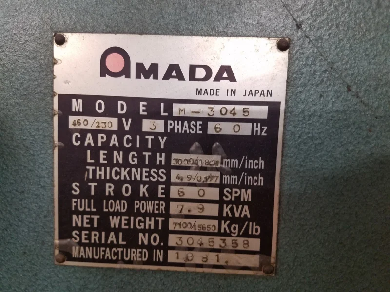1981 AMADA M-3045 | Shears, Power Squaring (In)