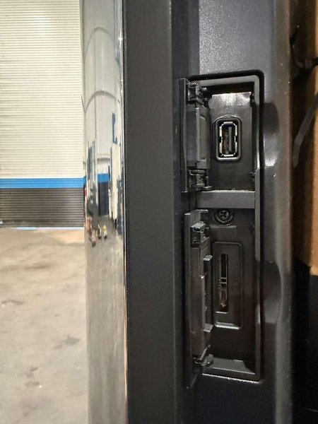 Mazak VC-500A/5X 5 Axis CNC Vertical Machining Center – 2019 Mill