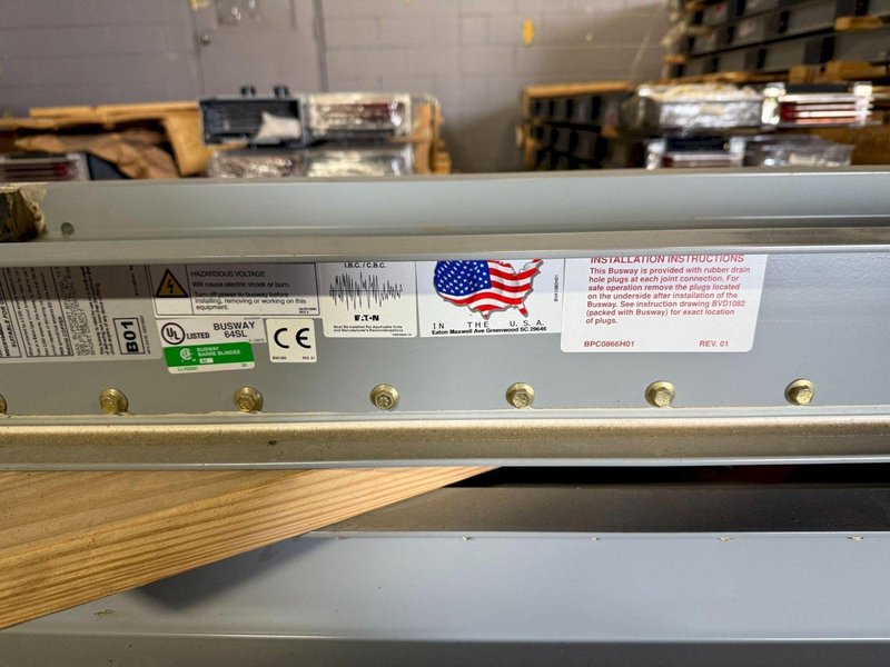 EATON 2500A POW-R-WAY III 10′ Copper Straight Length Busway 480V, 3PH, 3G NEW