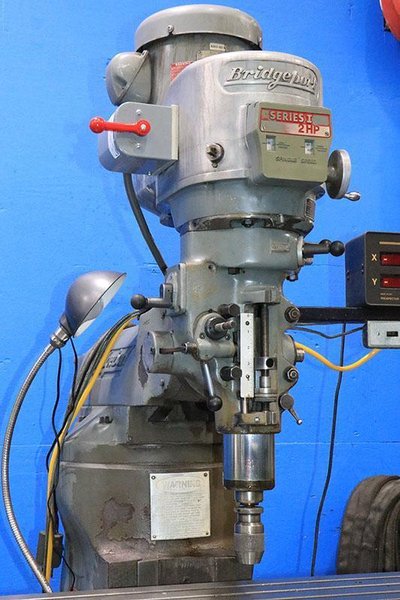 BRIDGEPORT Vertical Milling Machine, Model SERIES I