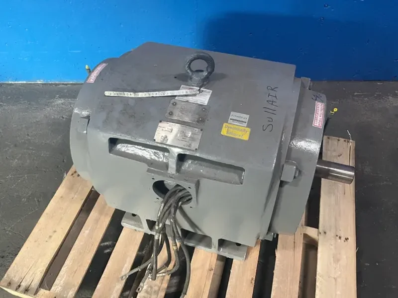 TOSHIBA 200 HP MOTOR  -  02250106-270R01