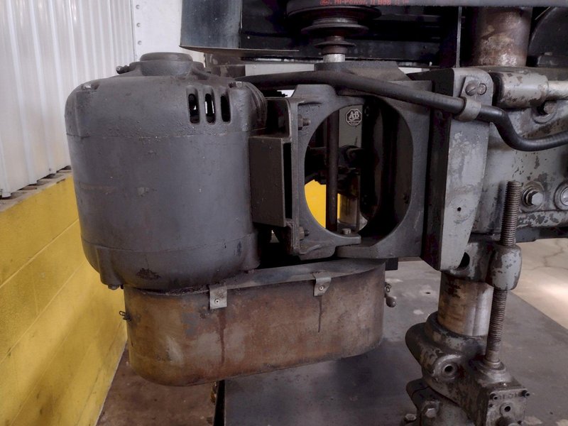 2 SPINDLE 20&quot; ATLAS CLAUSING MODEL #1800 GANG DRILL WITH POWER FEED: STOCK #16676