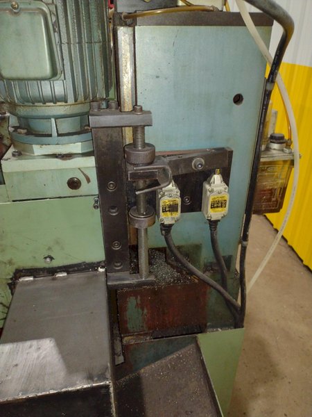 12" BLADE SOCO MODEL #VS-31FA SEMI-AUTOMATIC COLD SAW: STOCK #18851