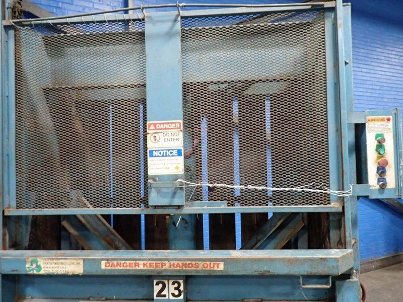 MARATHON EQUIPMENT 60"X 48"X 30" VERTICAL BALER  -  V-6030