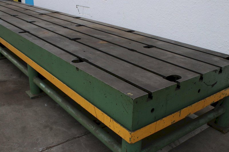 57&quot; X 25&#039; T SLOTTED TABLE ON STAND: STOCK #76549
