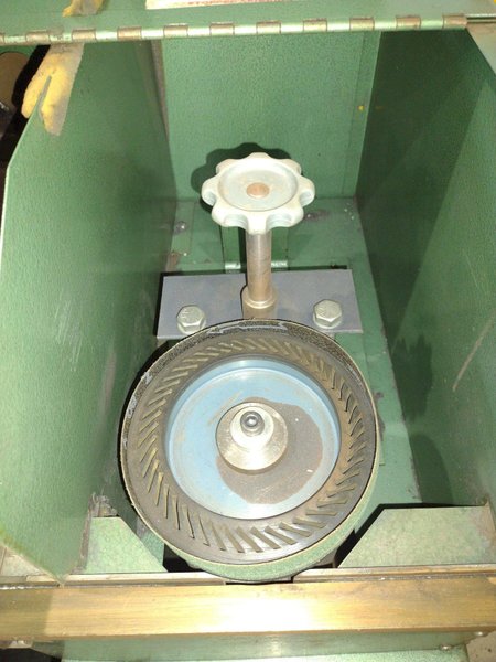 1/4&quot; FALLS PRODUCT MODEL  #31 D-BUR-R DEBURRING MACHINE: STOCK #21971