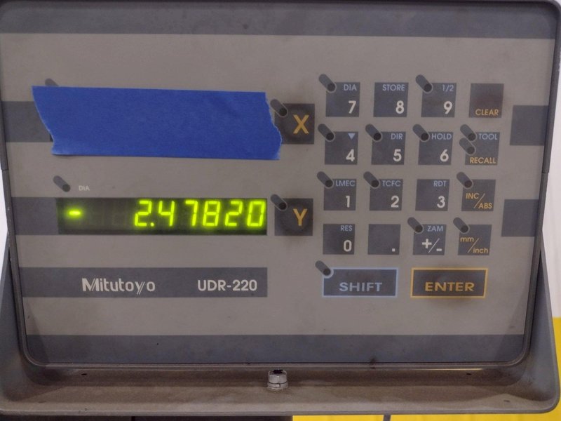 1.5 HP BRIDGEPORT SERIES I VERTICAL MILL &amp; DIGITAL READ OUT MILLING MACHINE: STOCK #20706