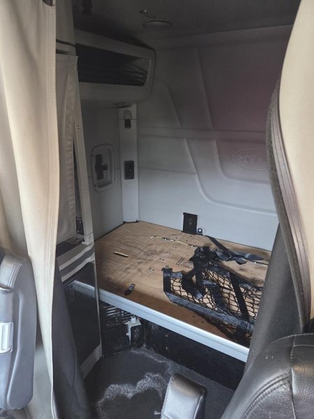 2022 Peterbilt 567 804174