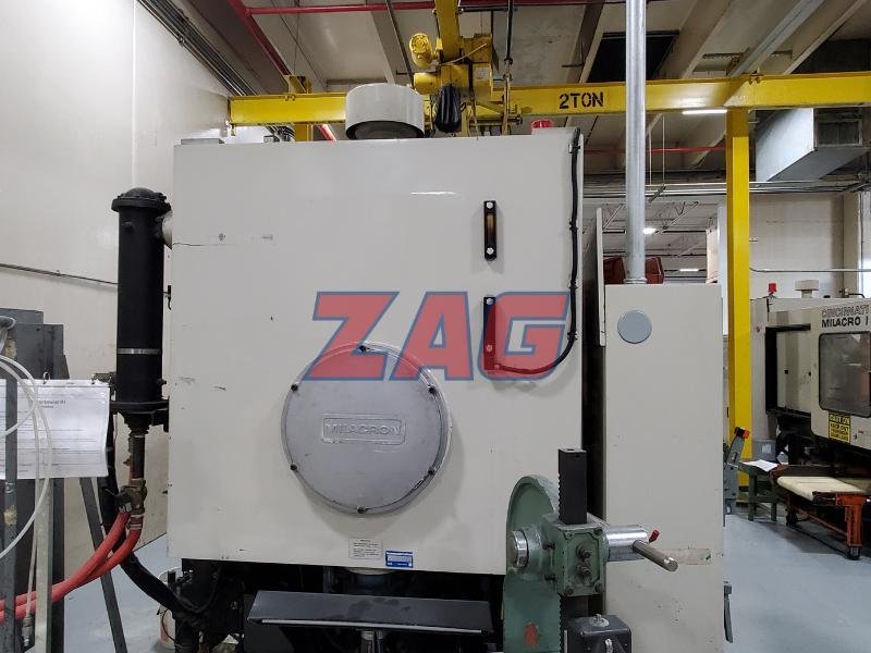 Cincinnati Milacron Used MH300-29 Injection Molding Machine, 300 ton,  29 oz.