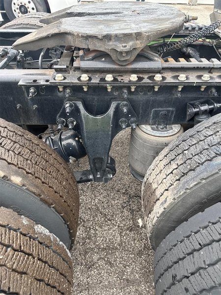 2023 International LT62F 3HSDZAPR2PN493299