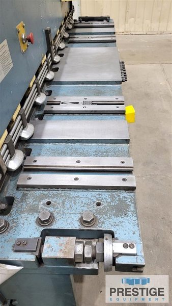 Amada M-2060 1/4" x 6'5" Mechanical Powered Squaring Shear