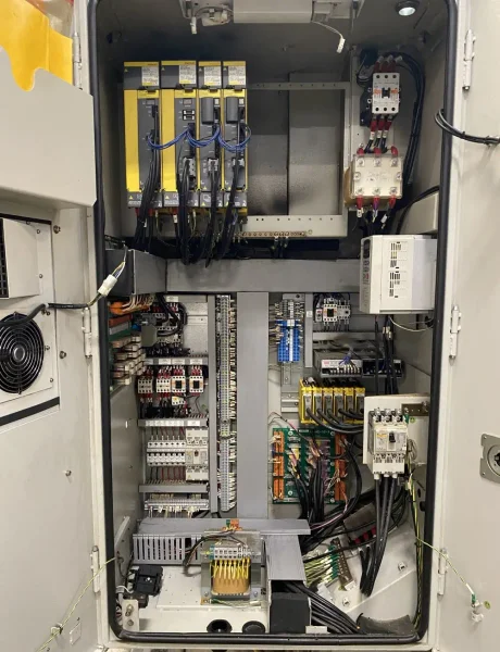 Victor Taichung Vcenter-85 CNC Vertical Machining Center – 50 Taper Mill