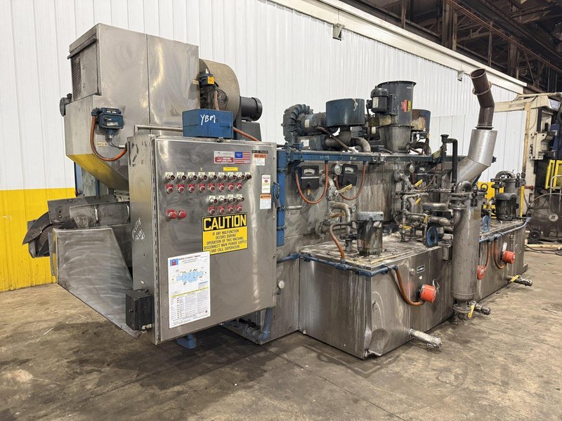 24" WIDE x 8" HIGH CAE RANSOHOFF 4-STAGE STAINLESS STEEL BELT CONVEYOR PARTS WASHER, WITH RUST INHIBITOR APPLICATION: YOBRO #25378