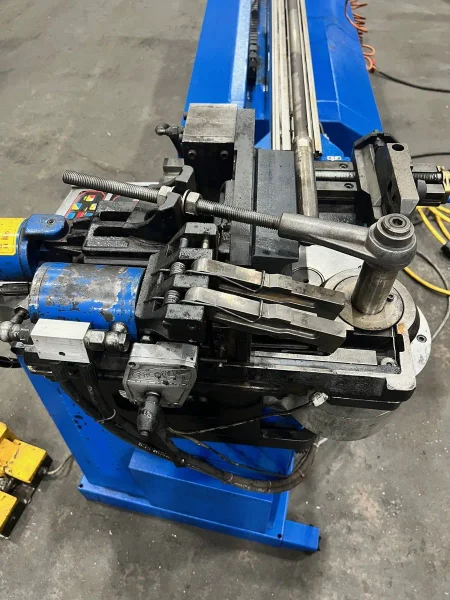 USED ERCOLINA 2.5" CAPACITY MODEL 030 MANDREL BENDER WITH 10' 2-AXIS POSITIONER YEAR: 2010