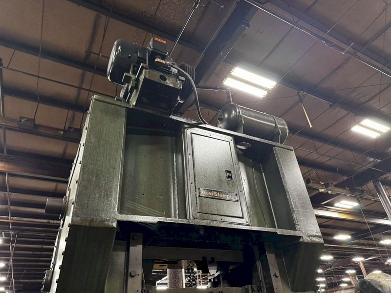 150 TON MINSTER E2-150-42-30 HEVI-STAMPER STRAIGHT SIDE PRESS. STOCK # 0882825