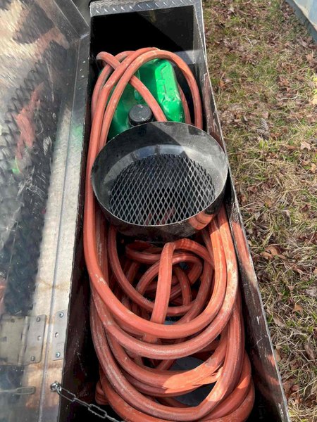 Mobile XL DB500 Mobile Dustless Blasting System, 2022 – 14 Hours Run Time, Like New!!