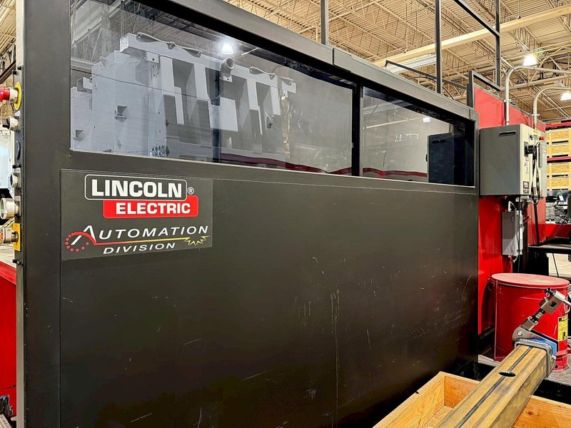 Lincoln Electric ArcMate 120iB/10L Drop-Center Weld Cell
