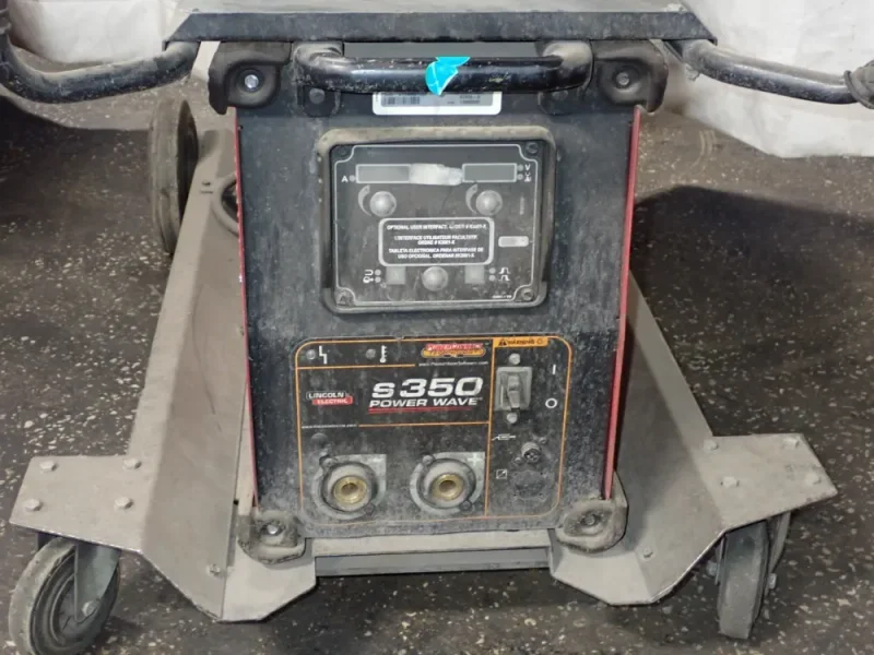 LINCOLN 350 AMP WELDER  -  POWER WAVE S350