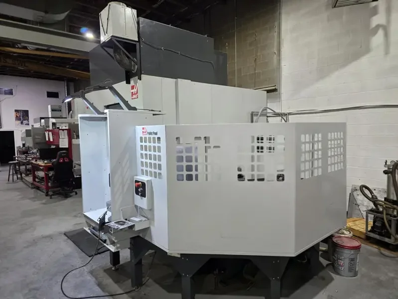 2022 Haas UMC-1000 5-Axis Universal Machining Center w/ 10 Pallet Pool