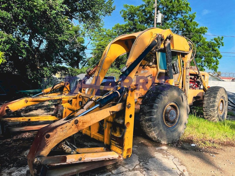 2011 Pettibone Super 20 Carry Lift, 20,000 lb. Rough Terrain Forklift with Pipe Baler
