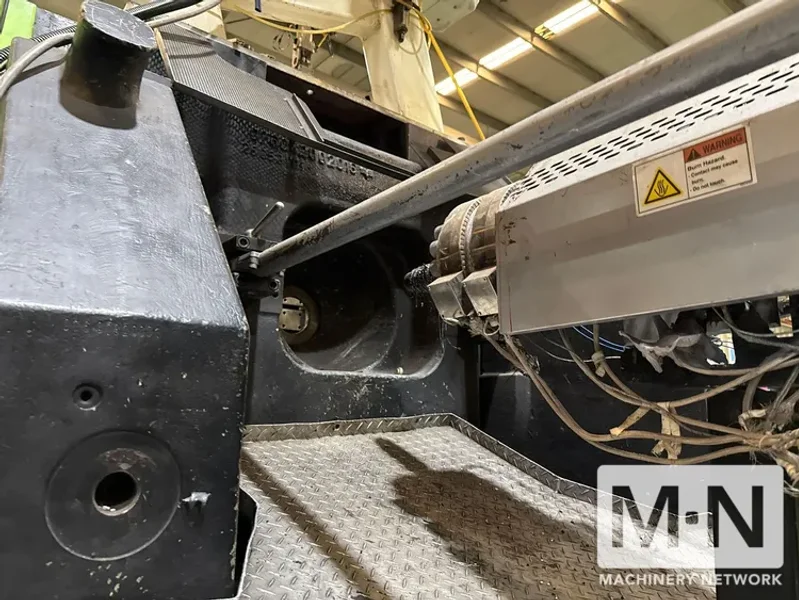 600 TON 48.7 OZ ENGEL MODEL ES3550/600 TIE BARLESS INJECTION MOLDING MACHINE MFG 2005/.2006