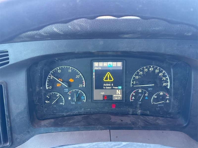 2020 Freightliner Cascadia 1FUJHHDV3LLLC1684