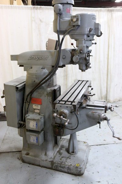 2 HP BRIDGEPORT VERTICAL MILLING MACHINE: STOCK #68516