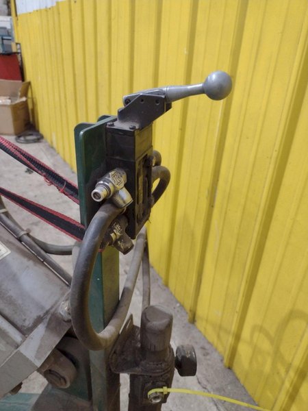 10,000 LBS X 36" LITTELL MODEL #1000 PULL OFF COIL REEL UNCOILER : YOBRO #25422