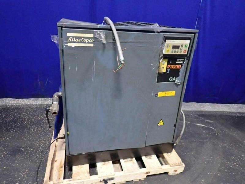 ATLAS COPCO 15 HP AIR COMPRESSOR  -  GA11