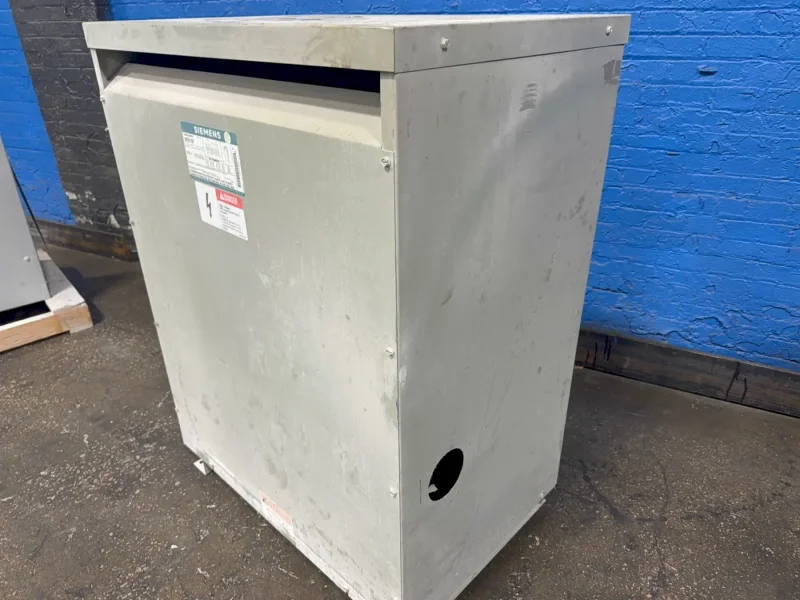 SIEMENS 112.5 KVA TRANSFORMER  -  3F3Y112F