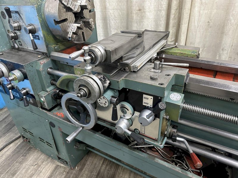 16&quot; X 40&quot; VICTOR GAP BED ENGINE LATHE: STOCK #78961