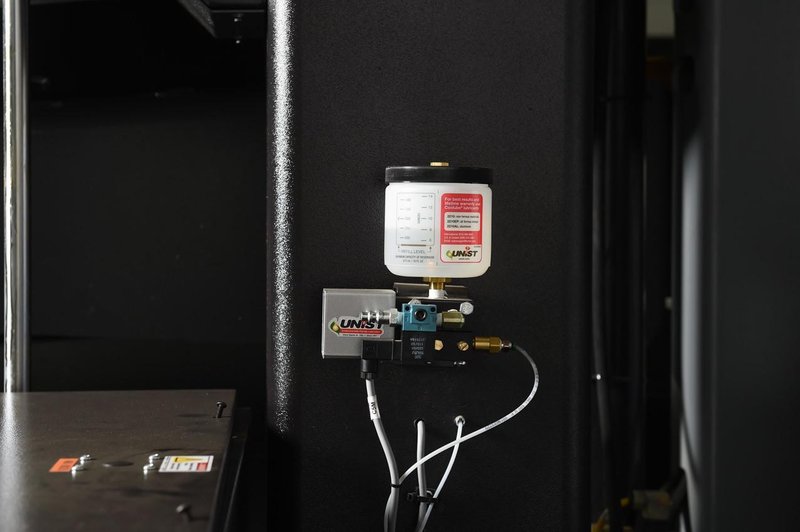 NEW 32"H x 32"W HYD-MECH H-32A AUTOMATIC HORIZONTAL BAND SAW