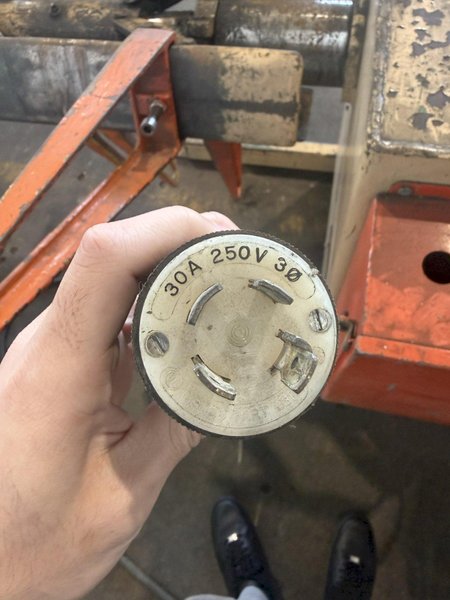 3,000 LB X 18" REGAL SRP-3000-18 MOTORIZED UNCOILER. STOCK # 0223526.