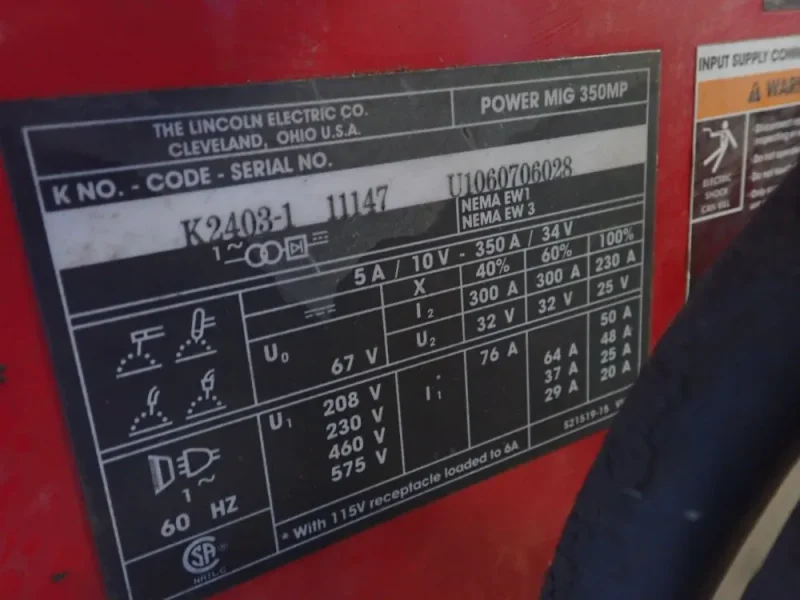 LINCOLN ELECTRIC 350 A WELDER   -  POWER MIG 350MP