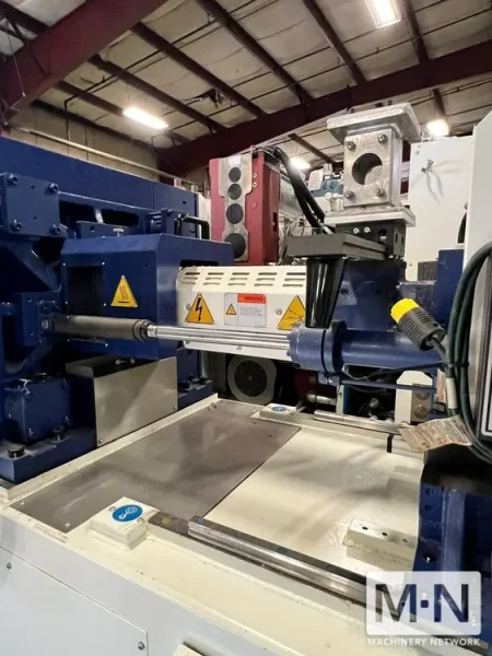 135 TON 2.2 OZ HAITIAN MODEL ZE1200-210 SERVO HYDRAULIC INJECTION MOLDING MACHINE MFG 2018