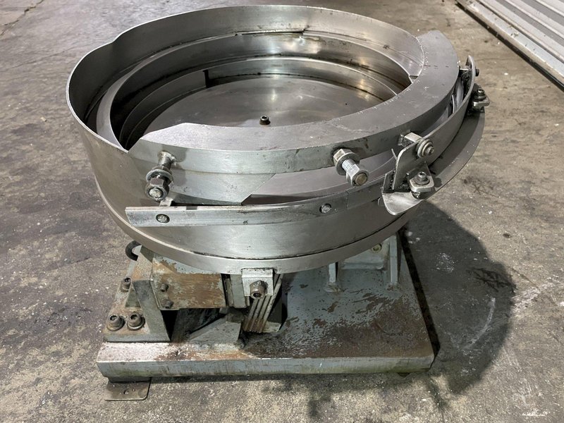 Mid-West Feeder 21" CW Vibratory Bowl