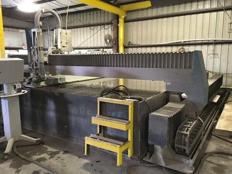 2011 FLOW MACH 4 4080B | Waterjet Cutters