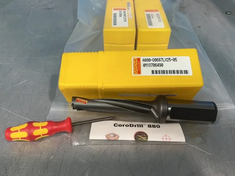 Sandvik Coromant  Corodrill 880 Indexable Insert Drill  - A880-d0687lx25-05