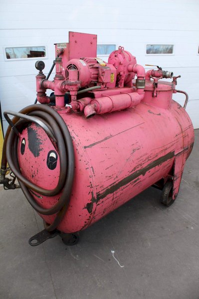 250 GALLON CINCINNATI MILACRON SUMP SUCKER: STOCK #71713