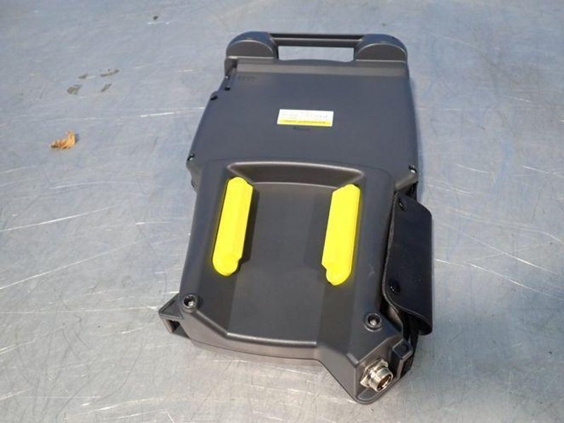 Fanuc  Teach Pendant  - A05b-2518-c204#esw
