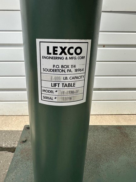 Lexicon Engineering 2,000 LB Capacity Lift Table on Wheels