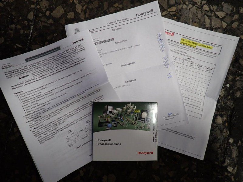 HONEYWELL ELECTRIC ACTUATOR  -  2001-400-090-126-200-20-101000-1-0-00