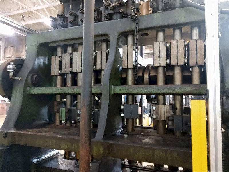 WATERBURY FARRELL 2010 EYELET TRANSFER PRESS: STOCK #12104