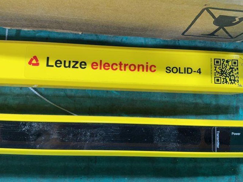 Leuze Electronic Safety Light Curtain System - Sd4r30-1350e